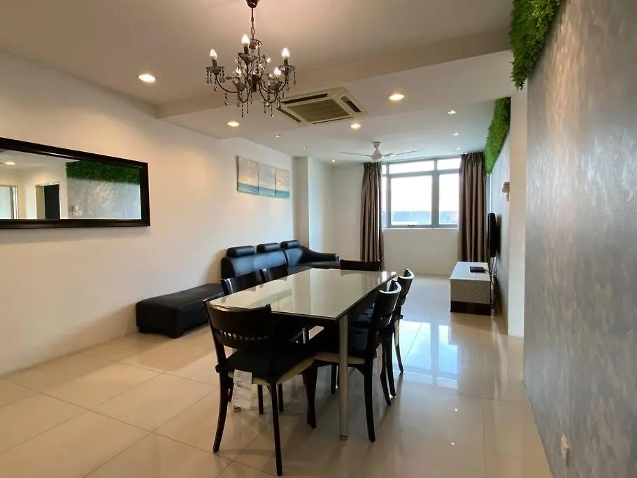 Spacious 3R,2R,Studio 5Min Walk To Time Square,Lalaport, Pool,Gym,Wifi Lägenhet Kuala Lumpur